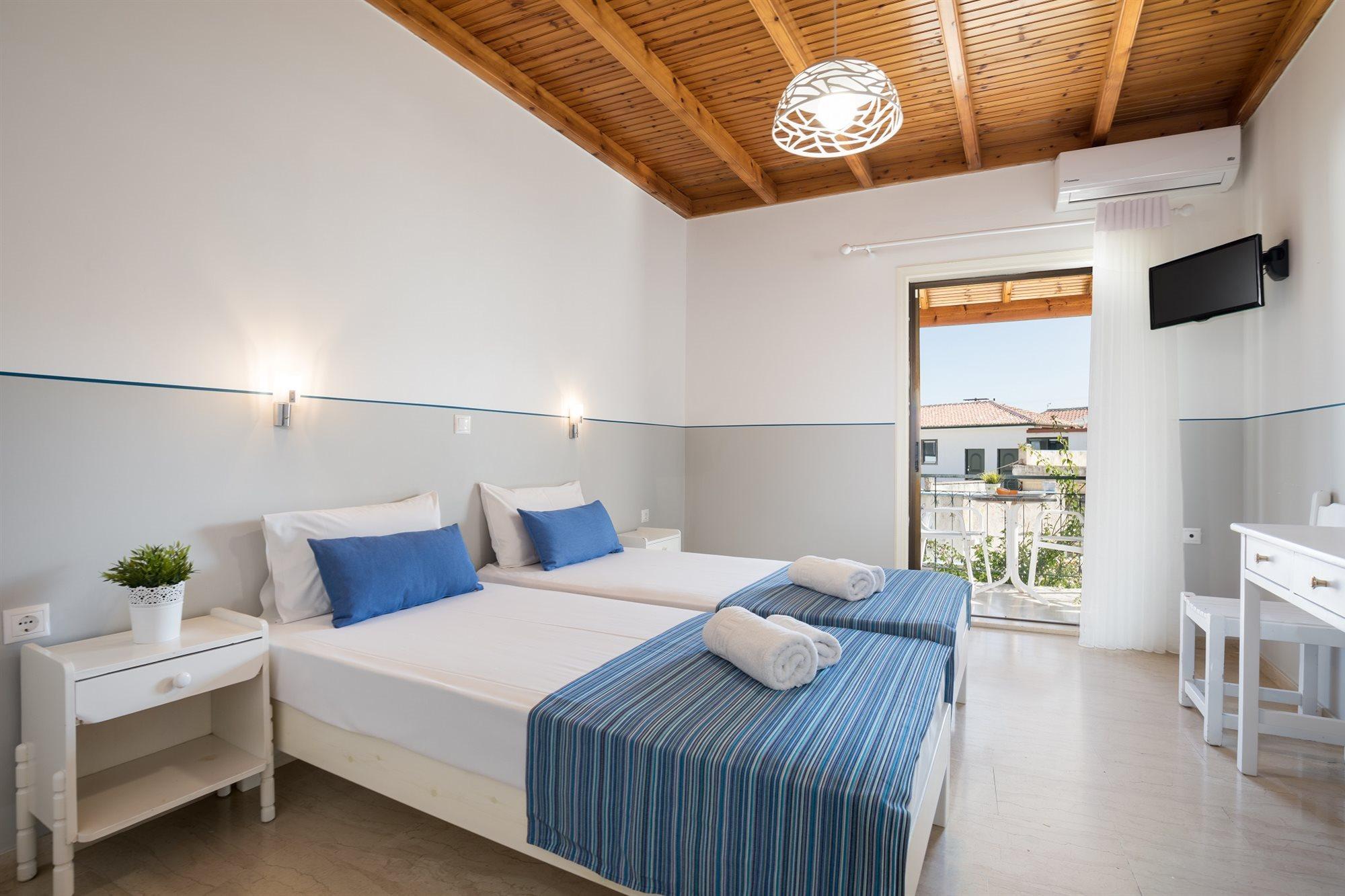 Bella Vista Beach Hotel And Studios 贝尼蔡斯 外观 照片