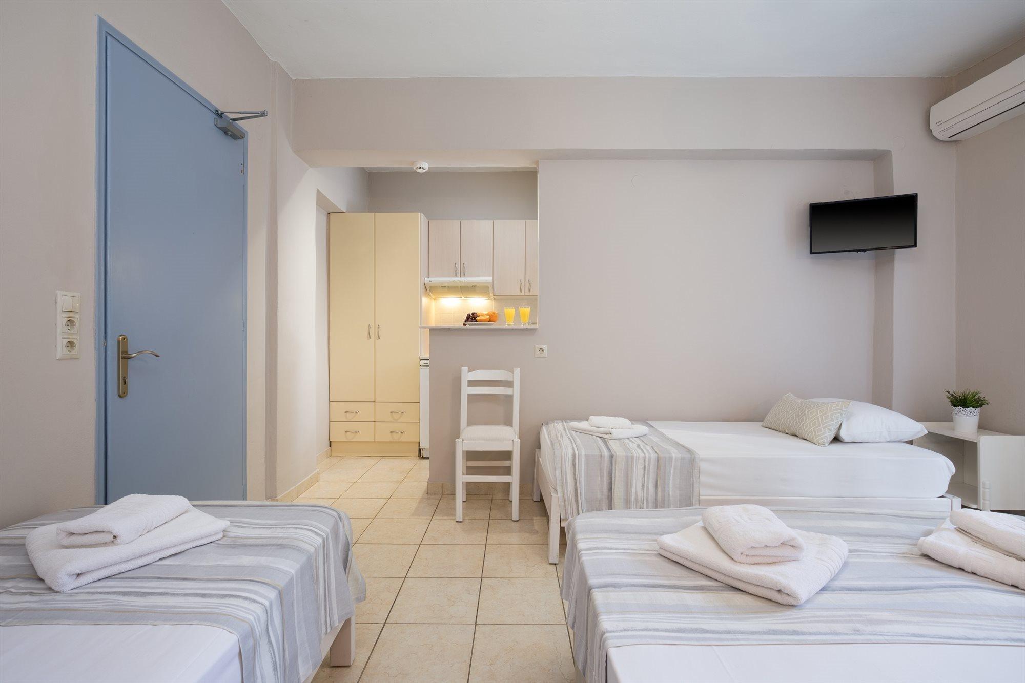 Bella Vista Beach Hotel And Studios 贝尼蔡斯 外观 照片
