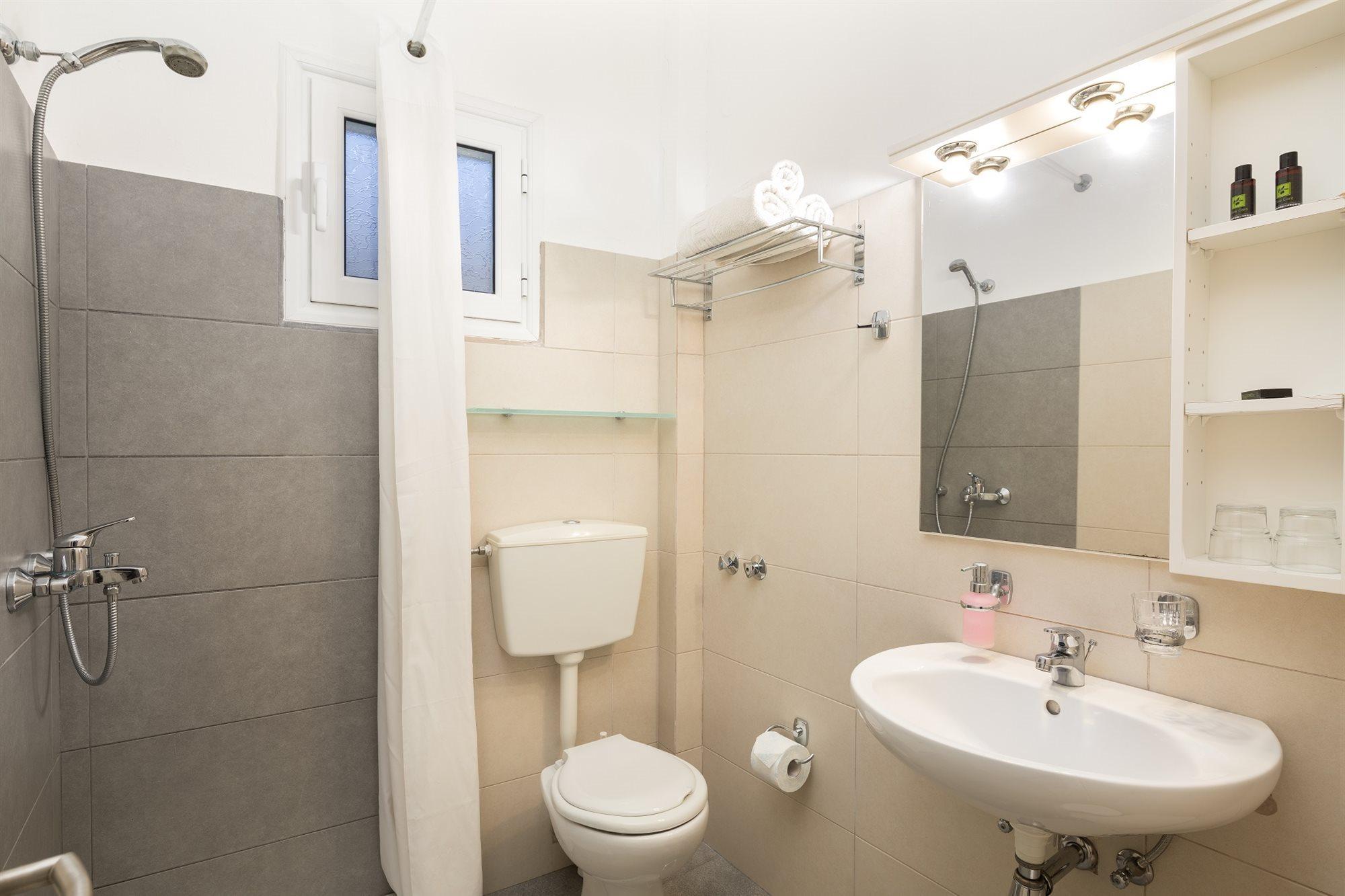 Bella Vista Beach Hotel And Studios 贝尼蔡斯 外观 照片