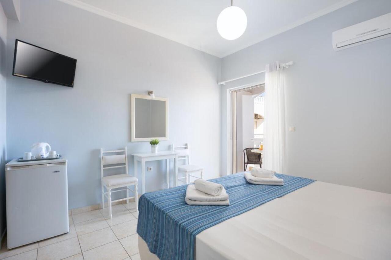 Bella Vista Beach Hotel And Studios 贝尼蔡斯 外观 照片